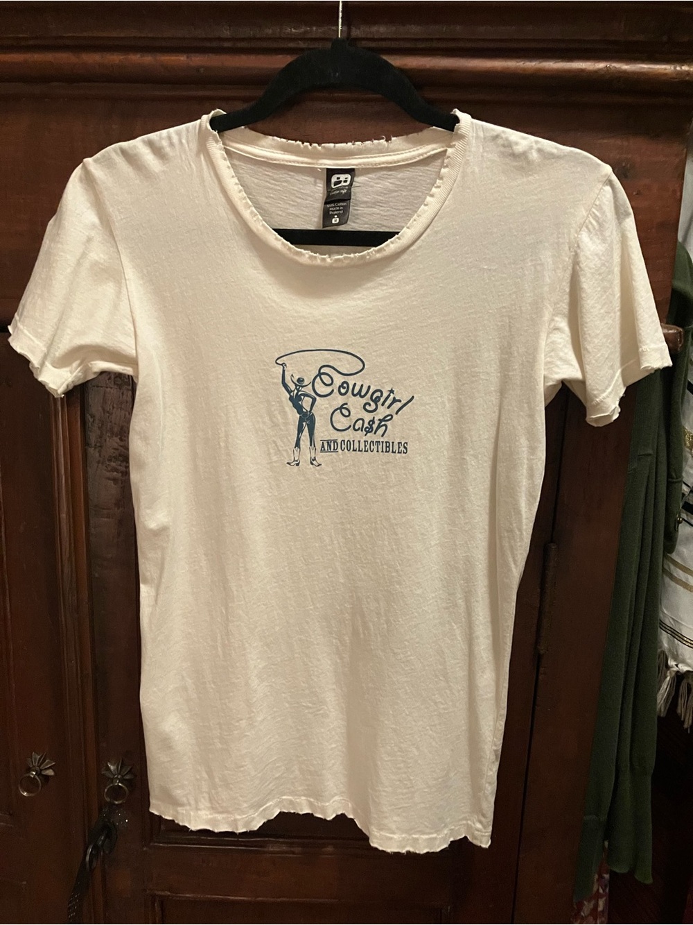 Alternative Cream Short-Sleeve Cowgirl Cash Graphic Tee
